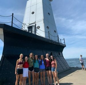 Meet your Posher, Shea